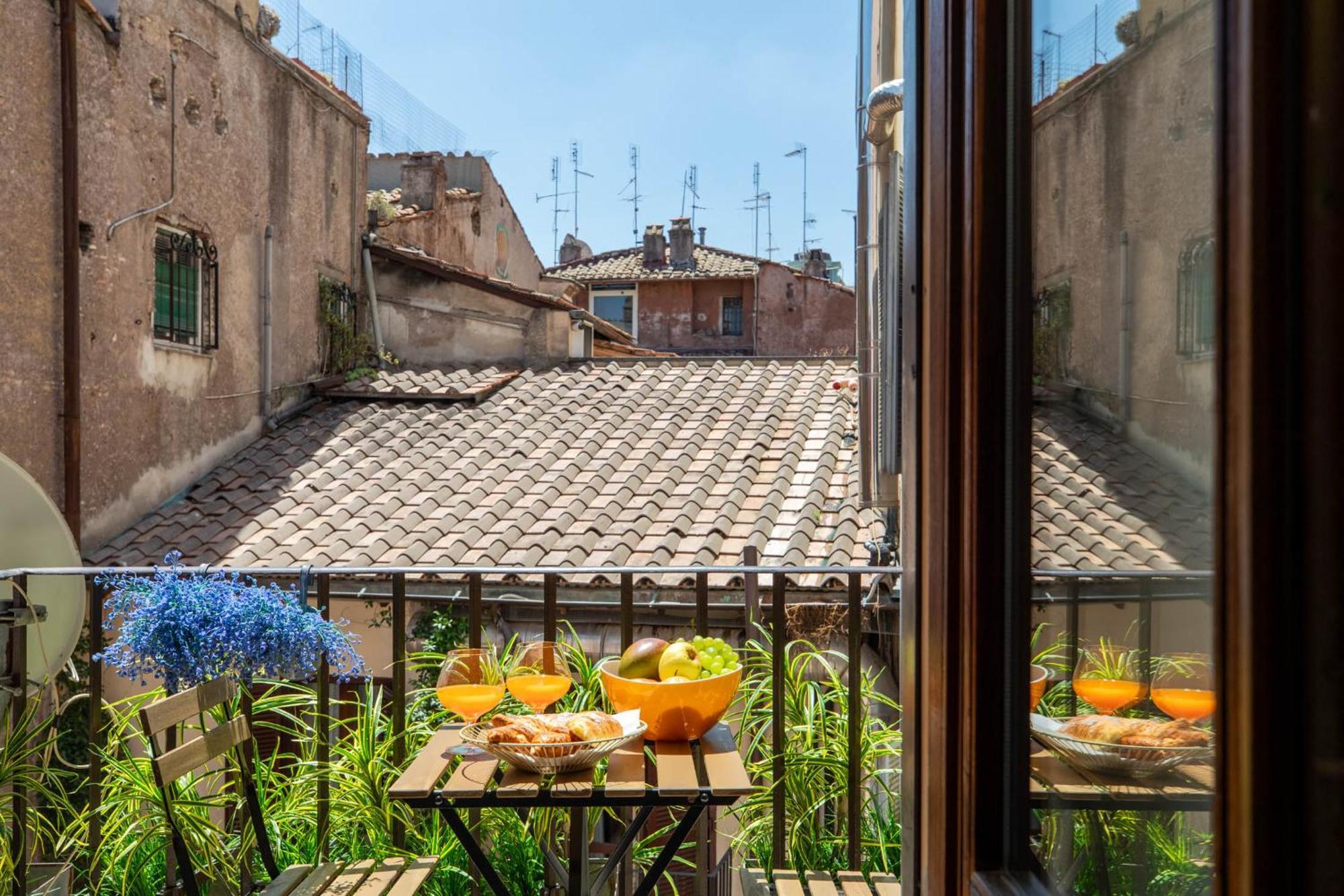 Iflat Pantheon'S Roomy And Friendly Apartment 로마 외부 사진